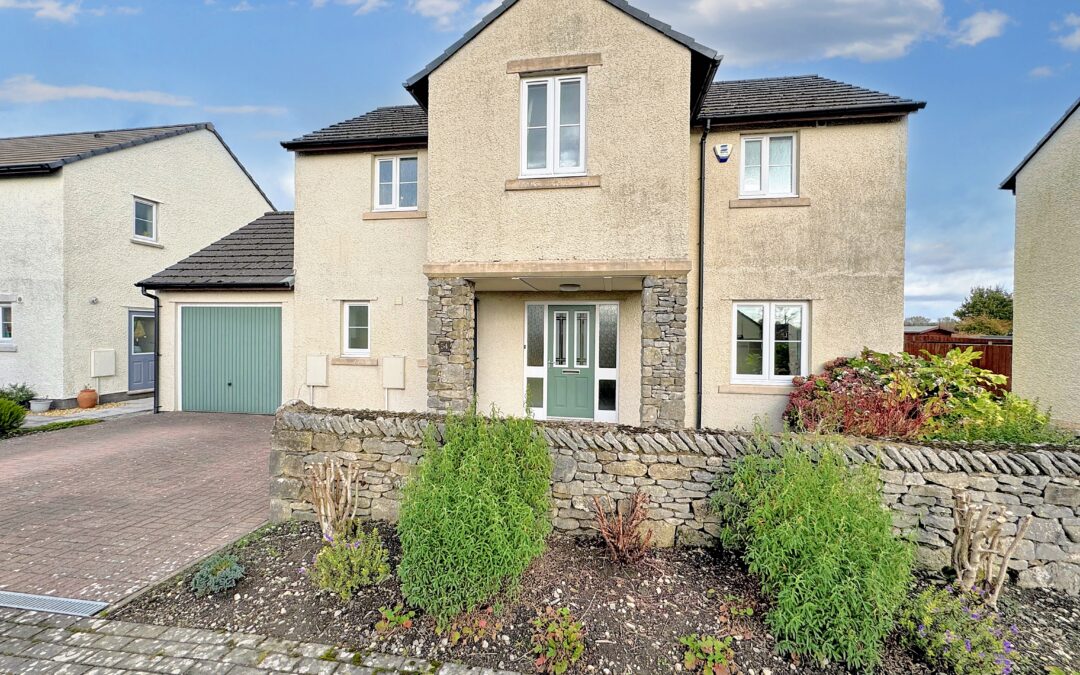 Mayfield Avenue, Holme, LA6