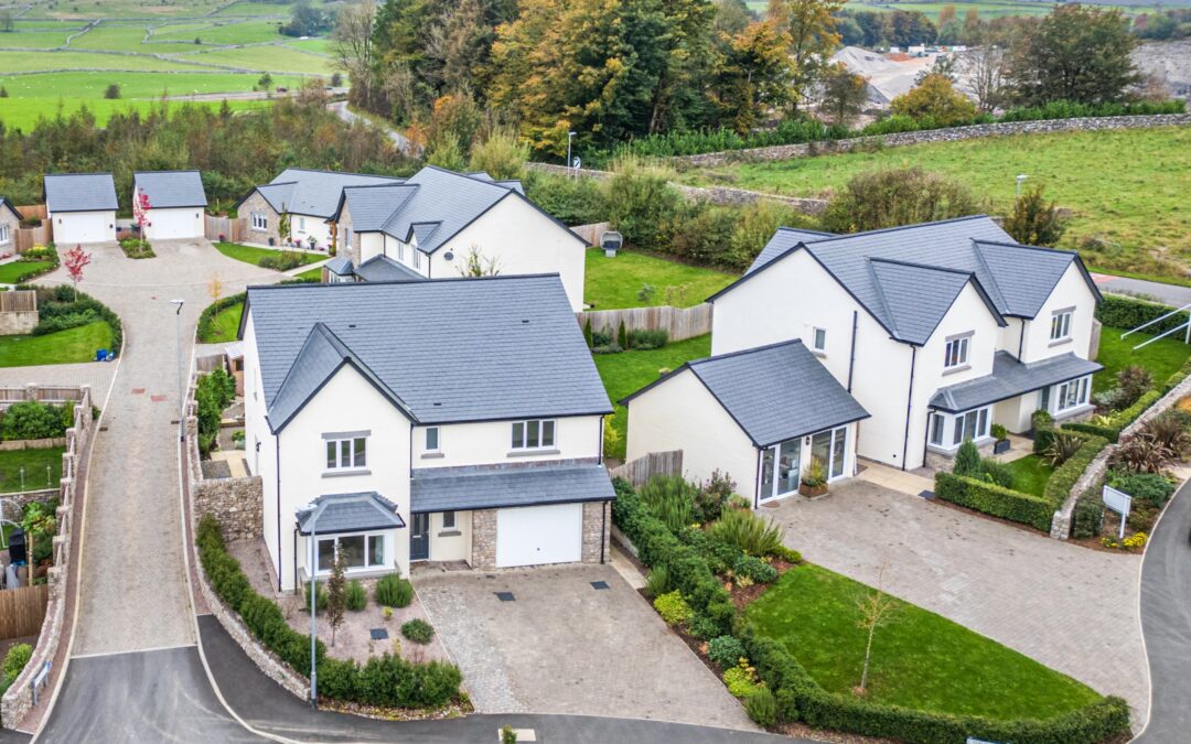 Chalk Grove, Kendal, LA9
