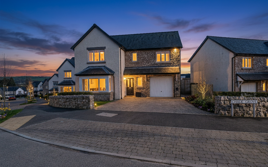 Chalk Grove, Kendal, LA9